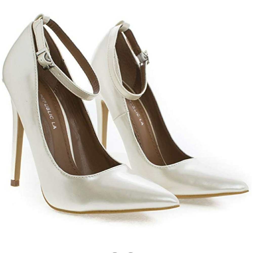 Leon - Pearl Pointy Toe Pump Stiletto Heel
